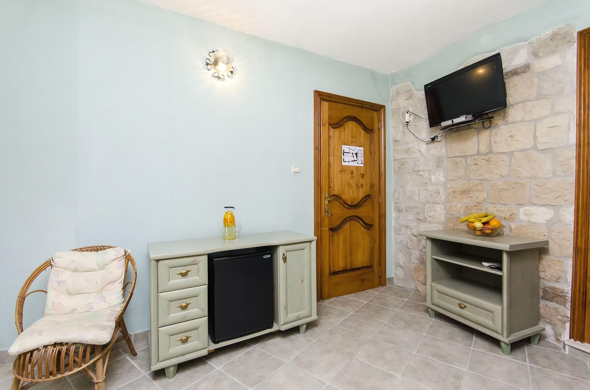 טרוגיר Palace Derossi מראה חיצוני תמונה