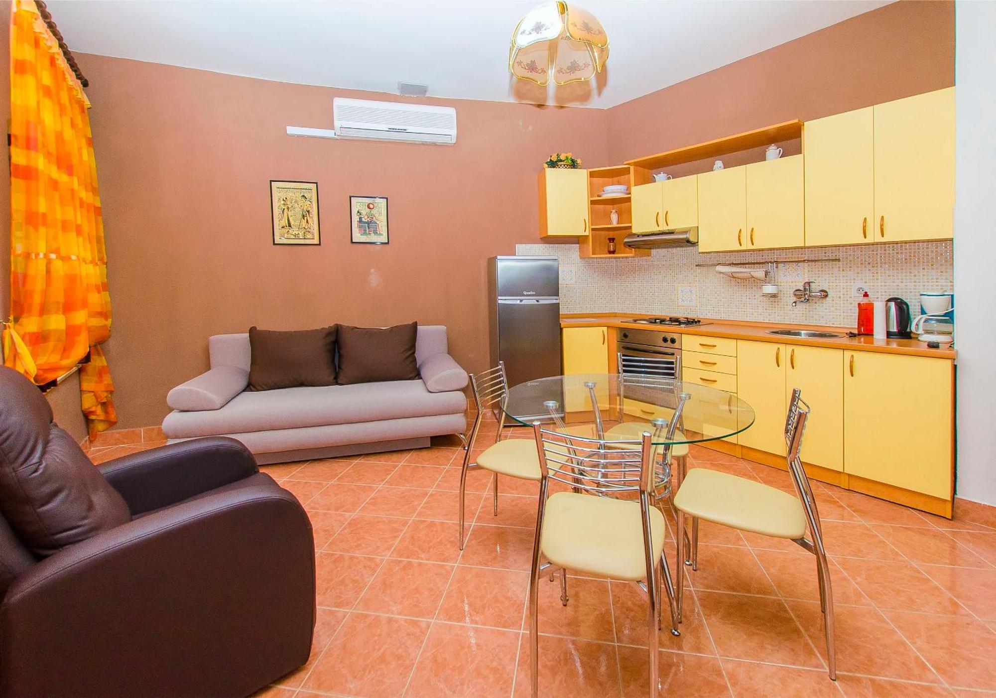 טרוגיר Palace Derossi מראה חיצוני תמונה
